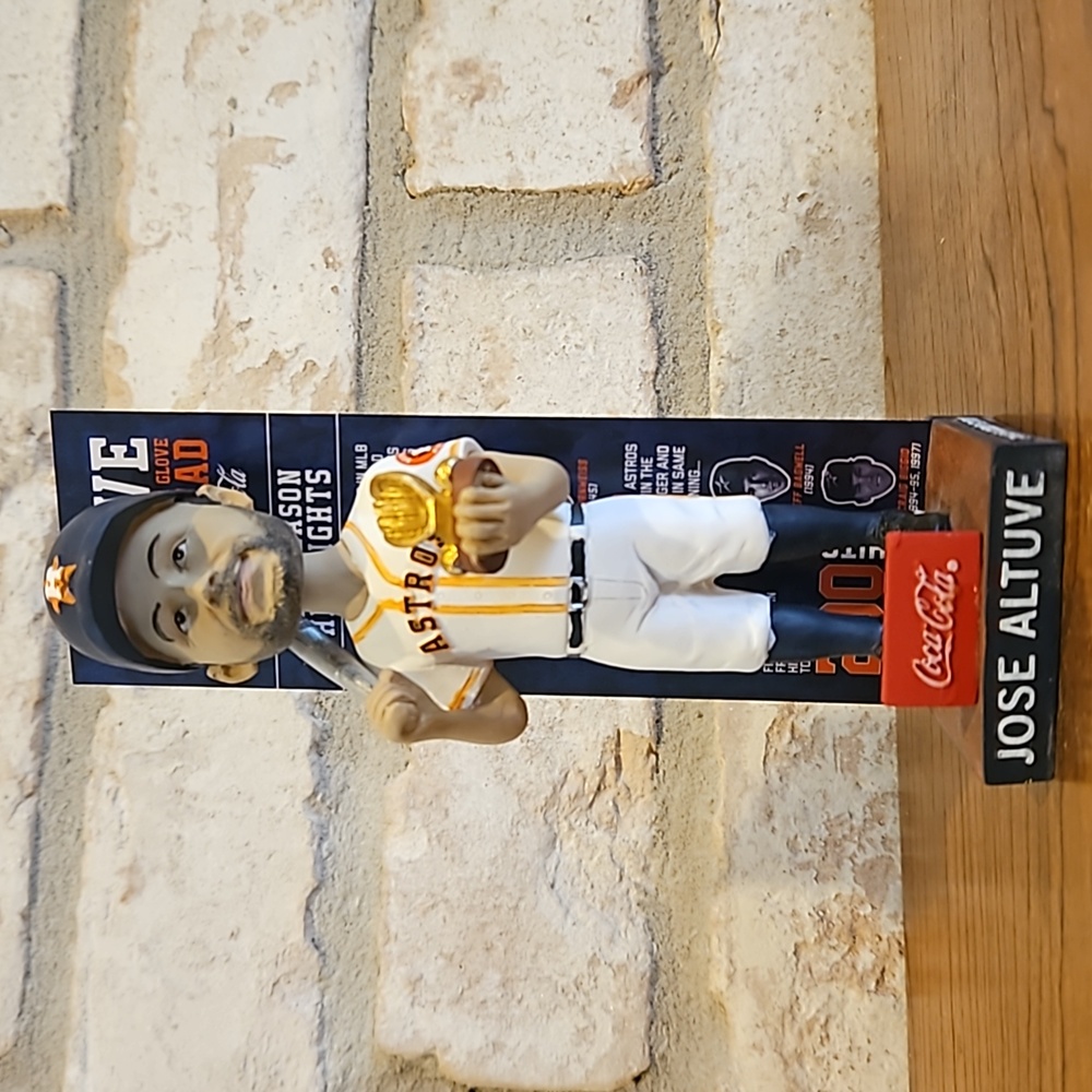 Jose Altuve 2015 Season Commemorative Gold Glove + Silver Slugger Bobblehead NIB